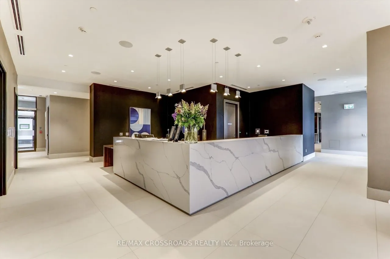 2550 Simcoe Street N, Unit 1021 — photo 3