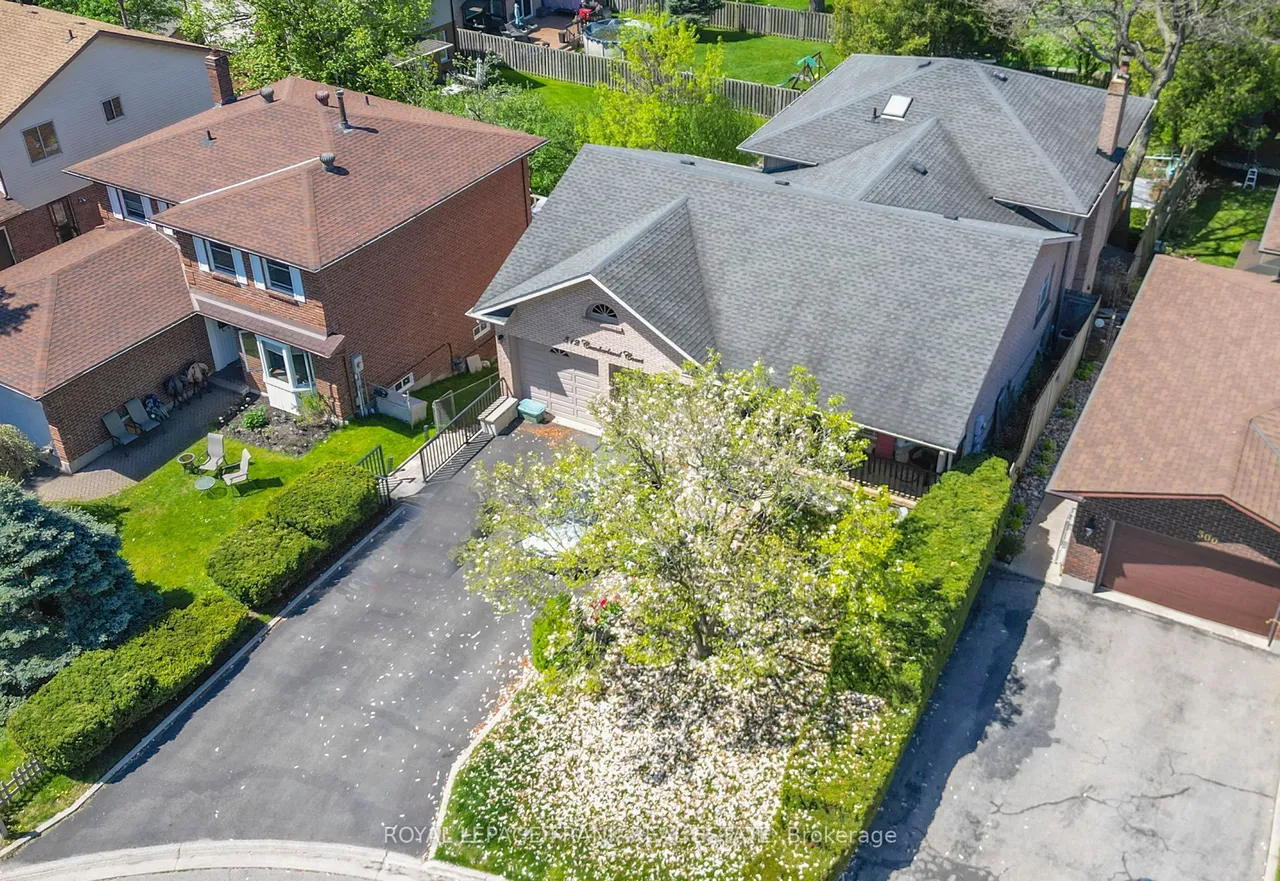 312 Cumberland Court — photo 2