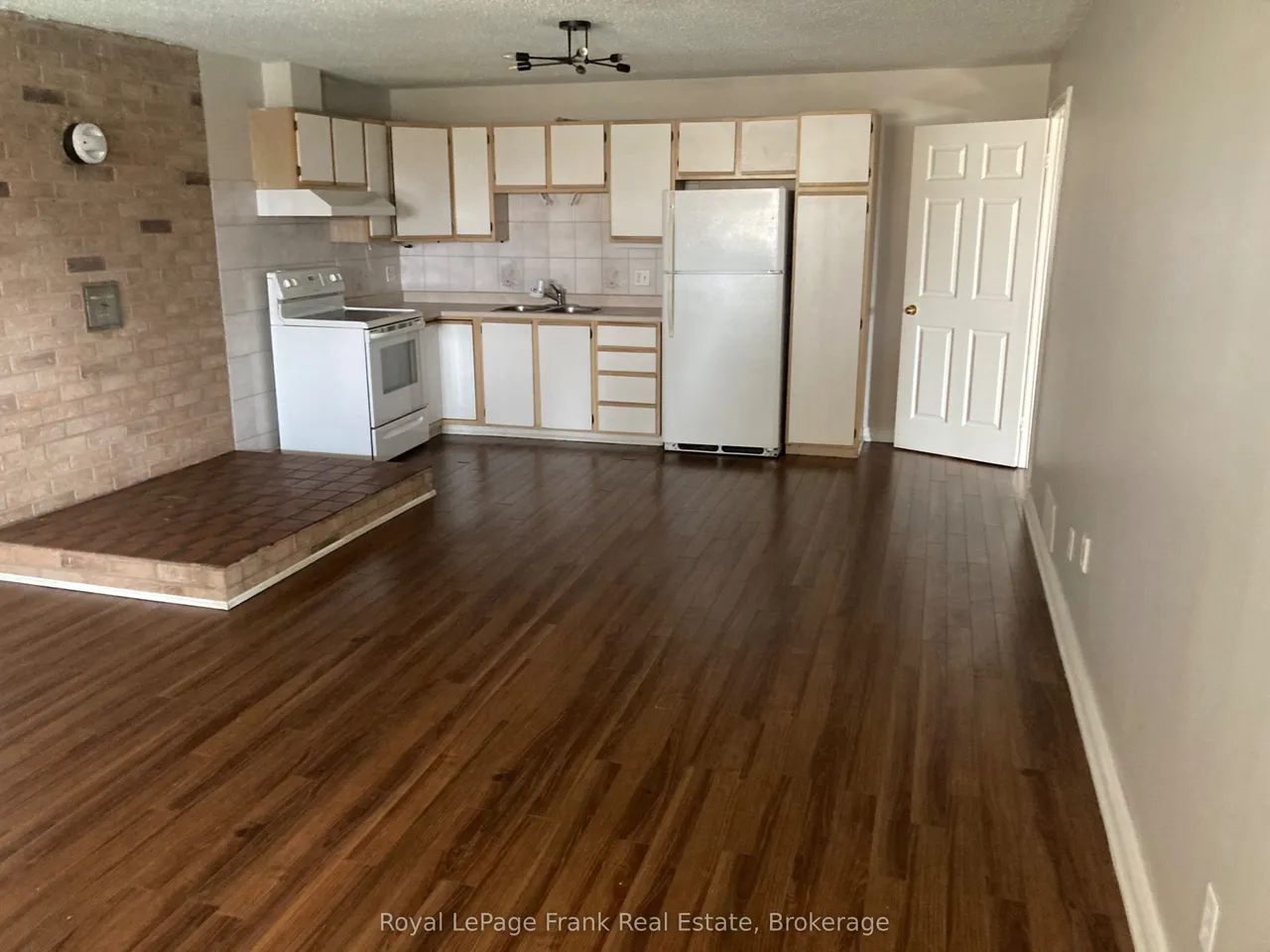 312 Cumberland Court — photo 44