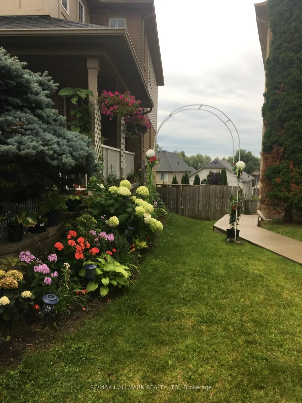 1109 Keswick Court — photo 40