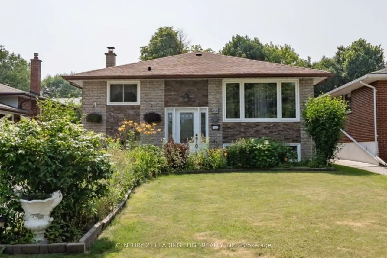 258 Nipigon Street