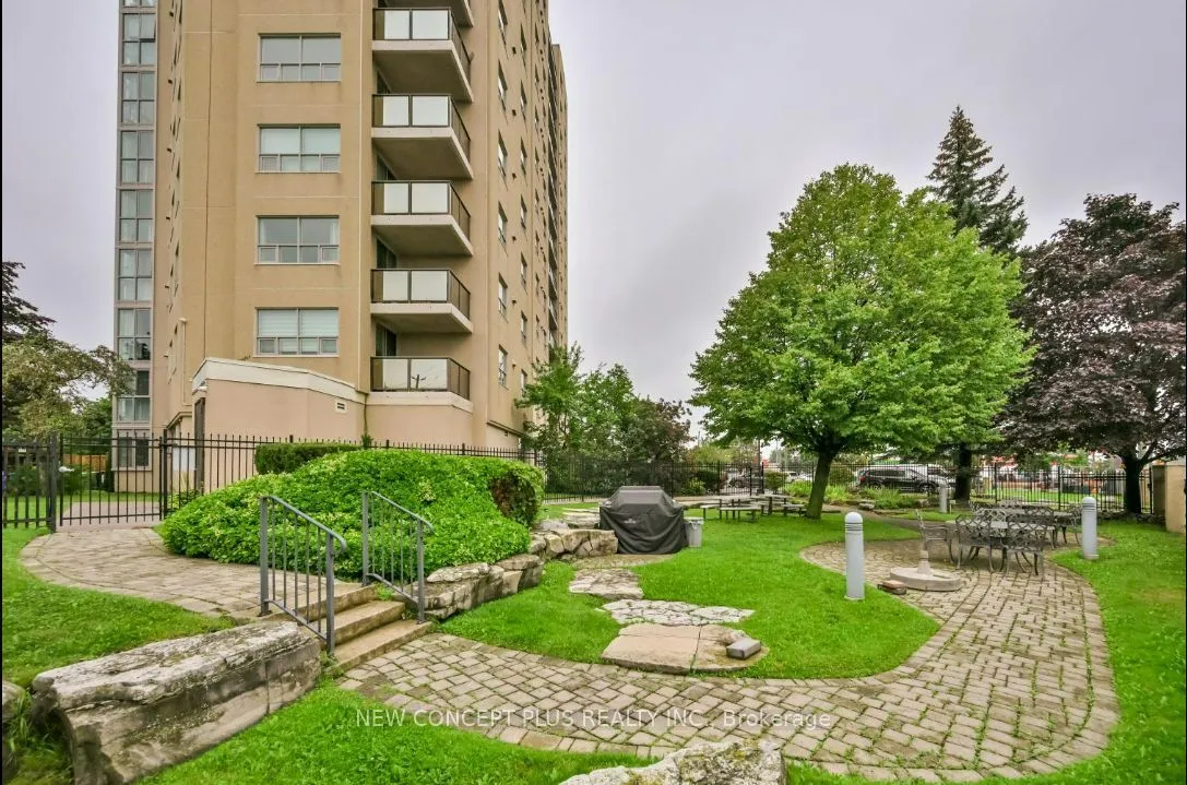 2 Westney Road N, Unit 301 — photo 35