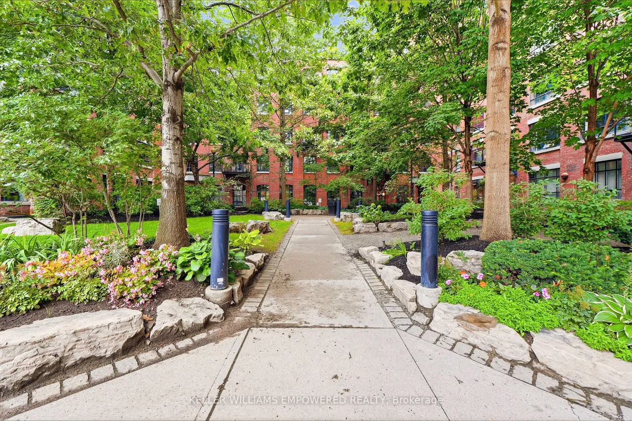 68 Broadview Avenue
