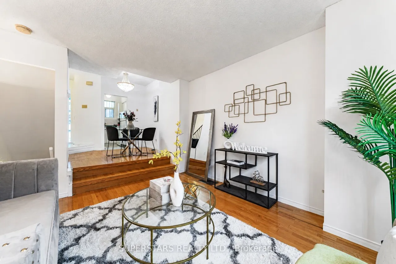 275 Broadview Avenue — photo 2