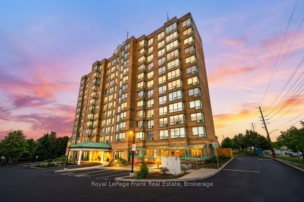 711 Rossland Road E, Unit 806 — photo 40