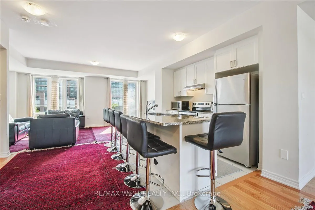115 Air Dancer Crescent — photo 3