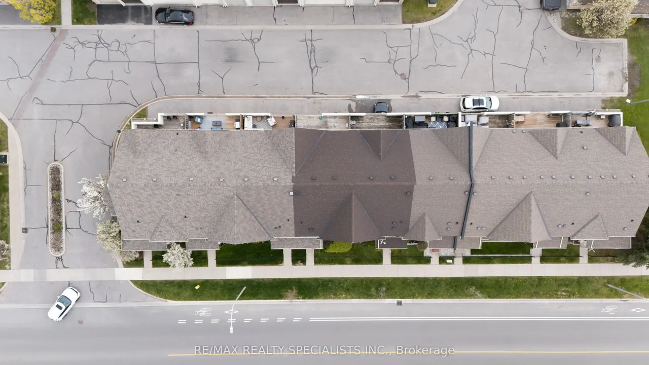 111 Civic Centre Drive — photo 16