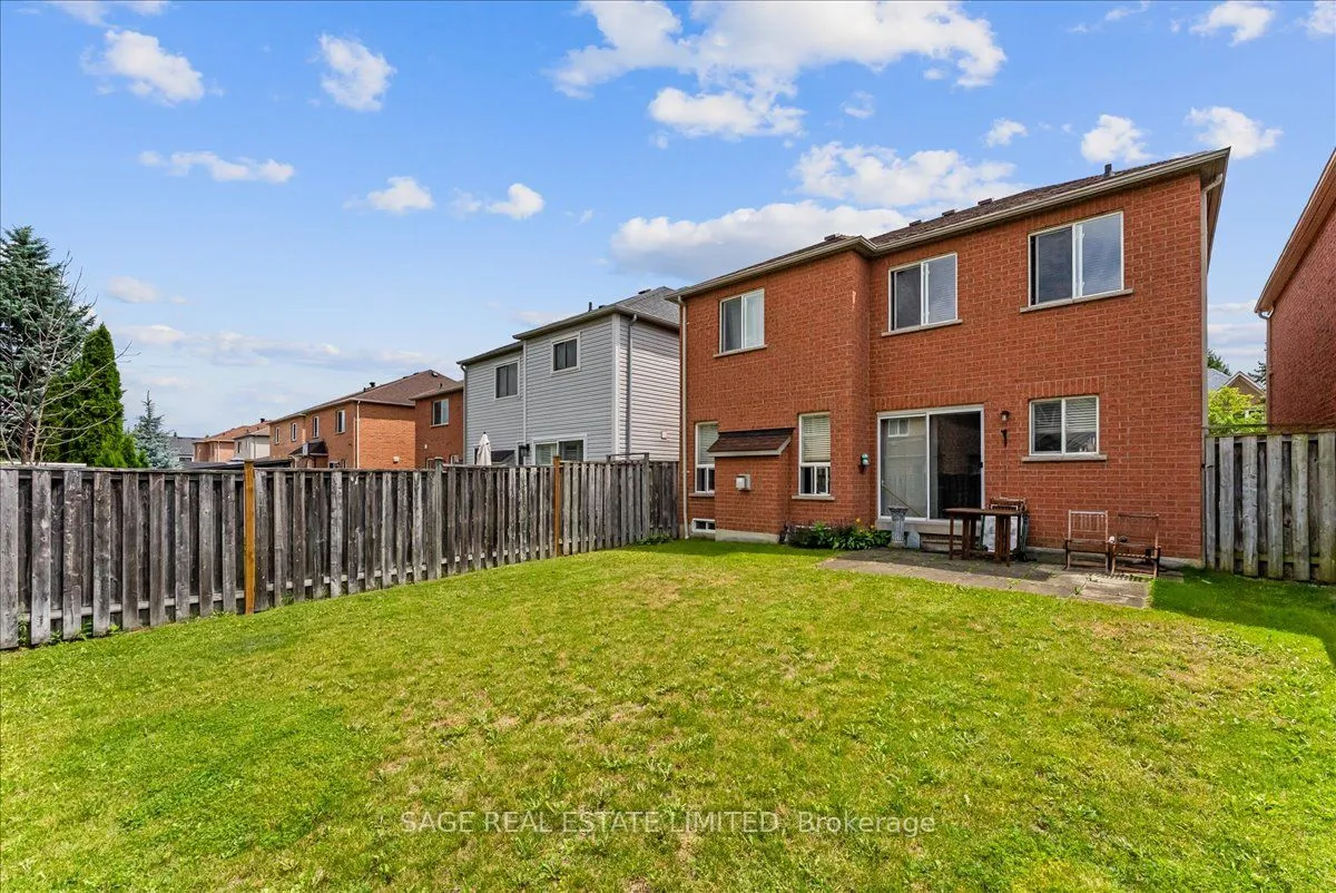 34 Mcsweeney Crescent — photo 38