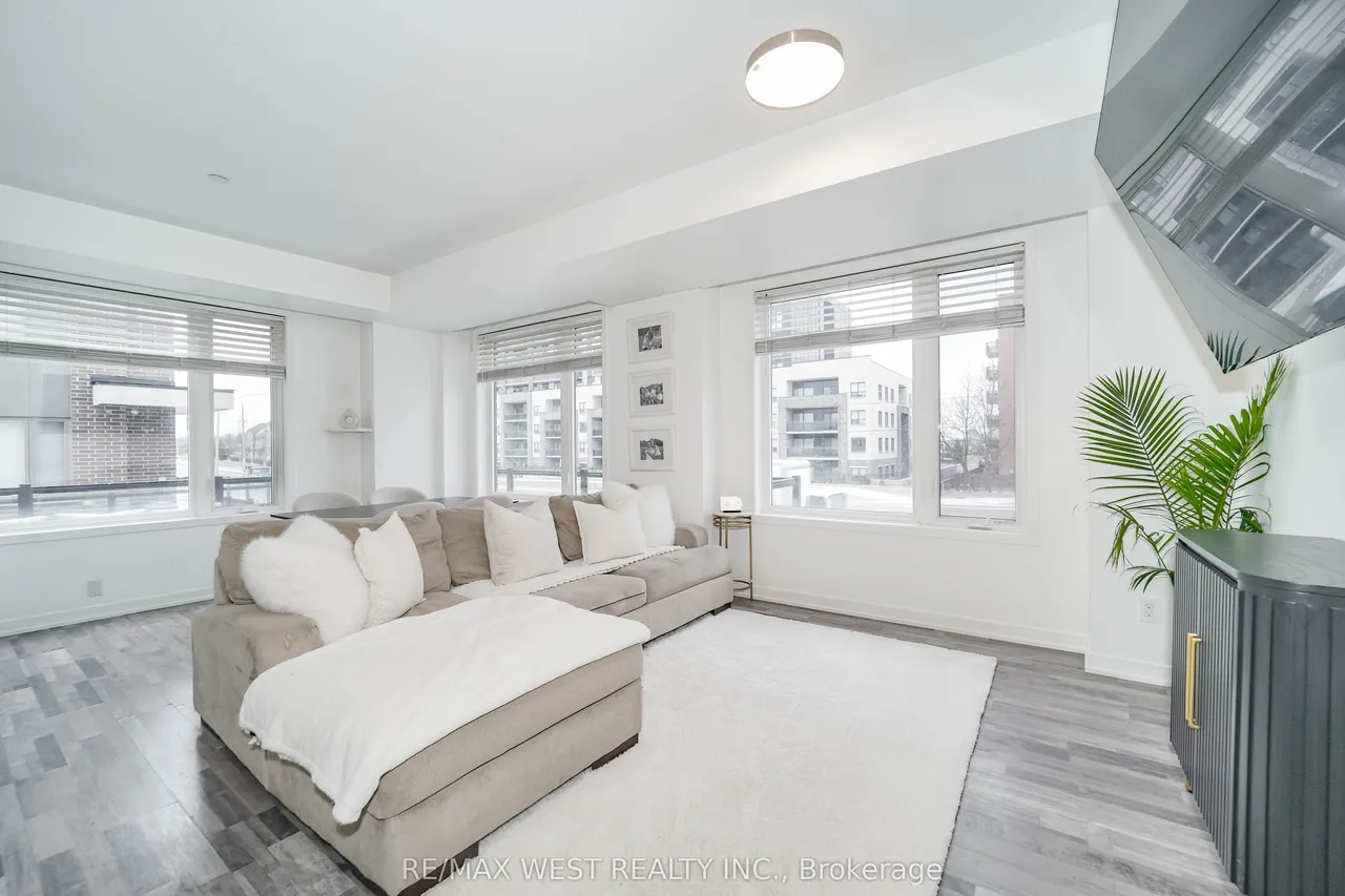 1460 Whites Road N, Unit 211 — photo 2