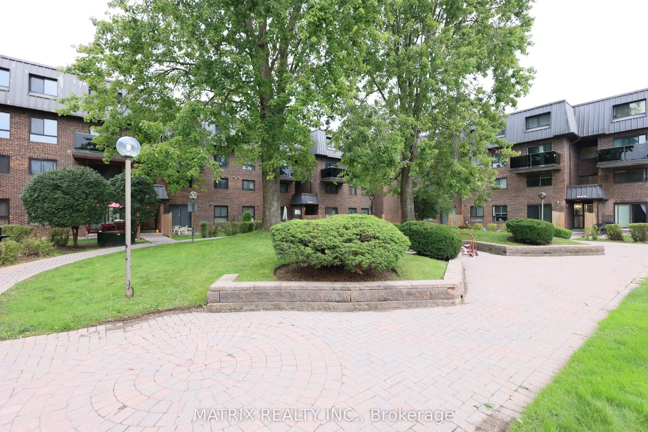 53 Taunton Road E — photo 3