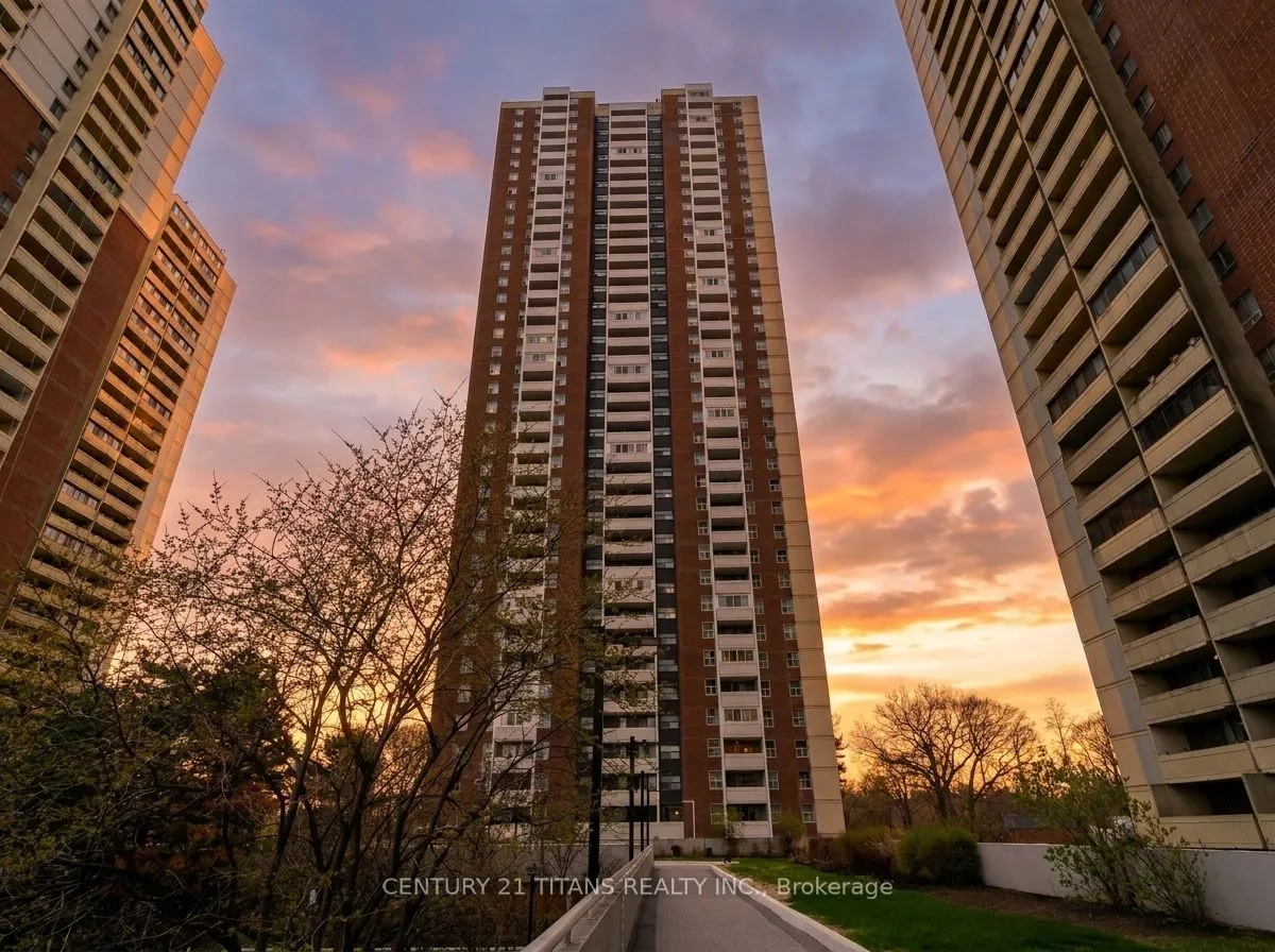 3 Massey Square, Unit 3001 — photo 21