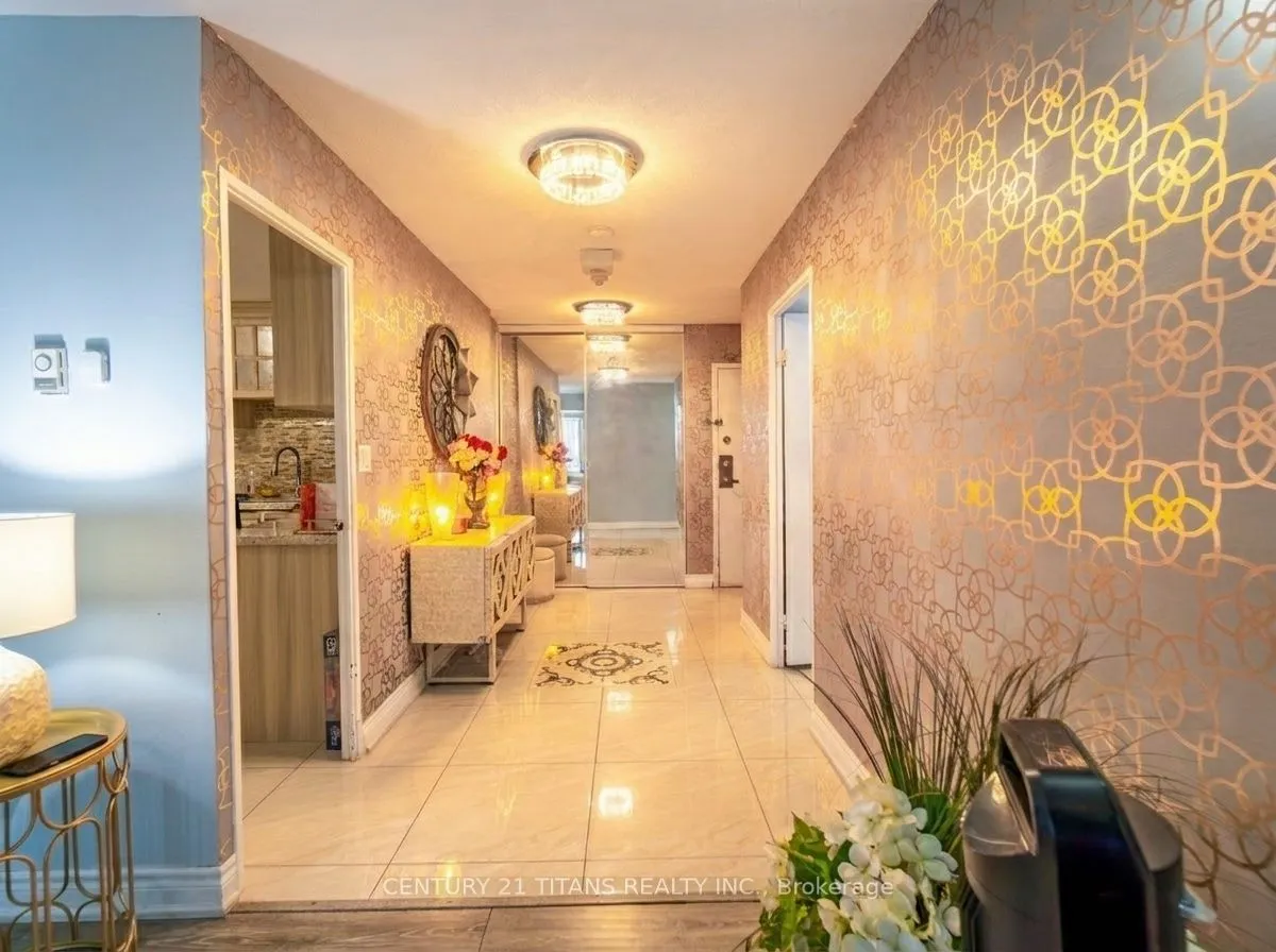 3 Massey Square, Unit 3001 — photo 3
