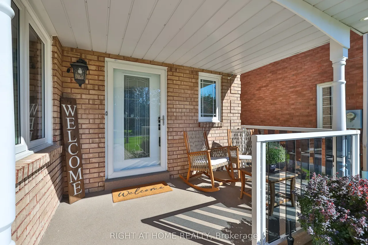 63 Keeble Crescent — photo 3