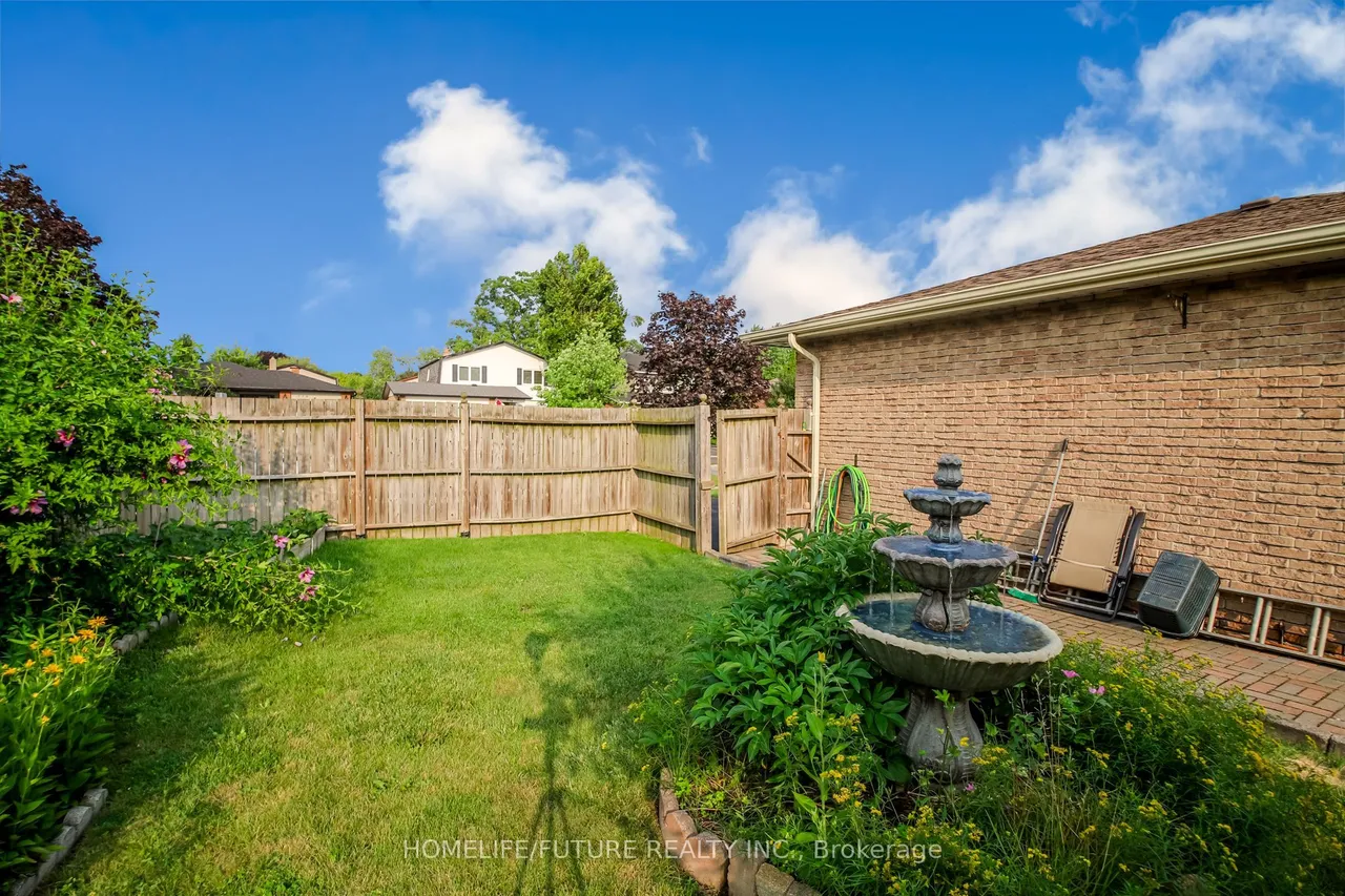 207 Michael Boulevard — photo 38