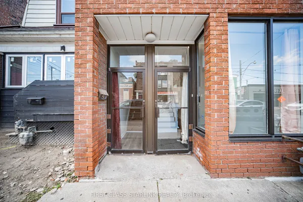 945 Gerrard Street E — photo 2