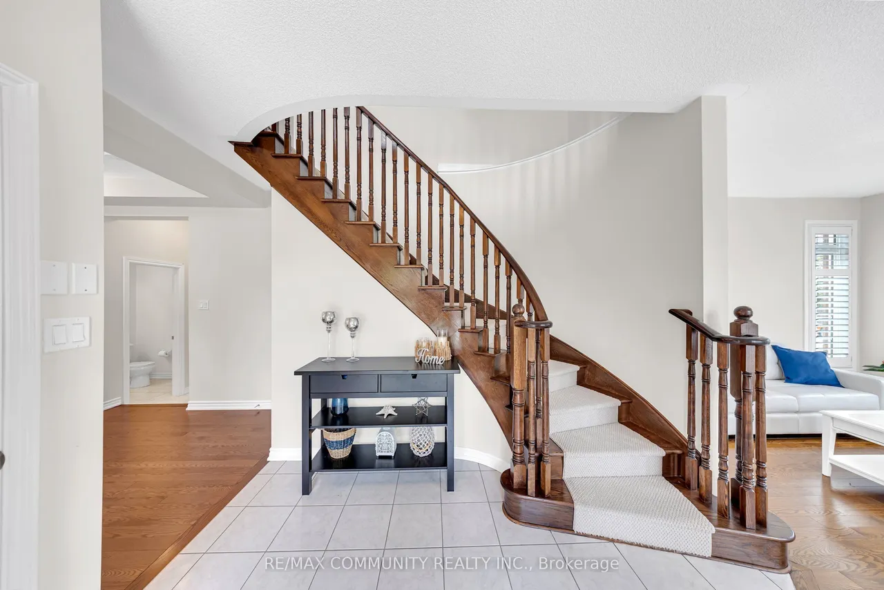 58 Garrardview Street — photo 3