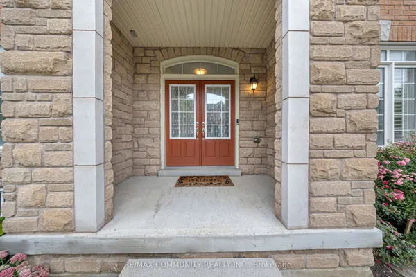 58 Garrardview Street — photo 2