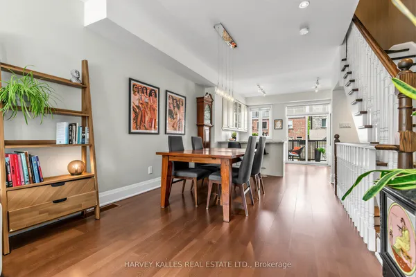 18 Sargent Lane — photo 2