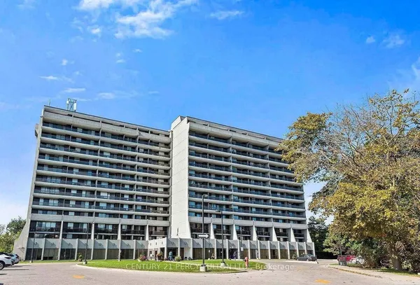 92 Church Street S, Unit 705