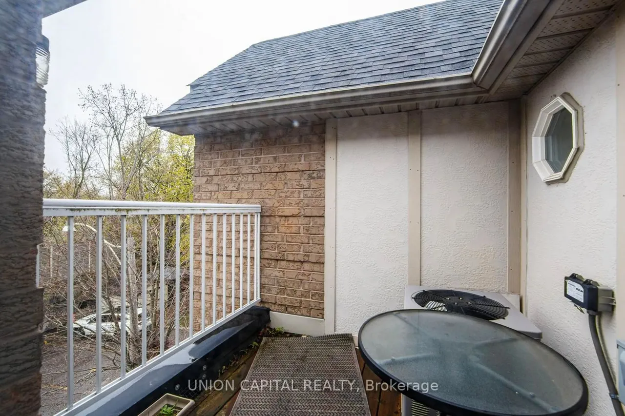 1 Bastedo Avenue — photo 34