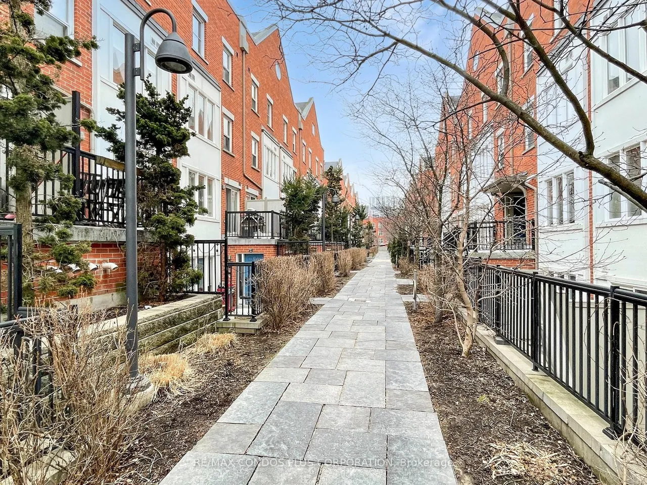 29 Florence Wyle Lane — photo 3
