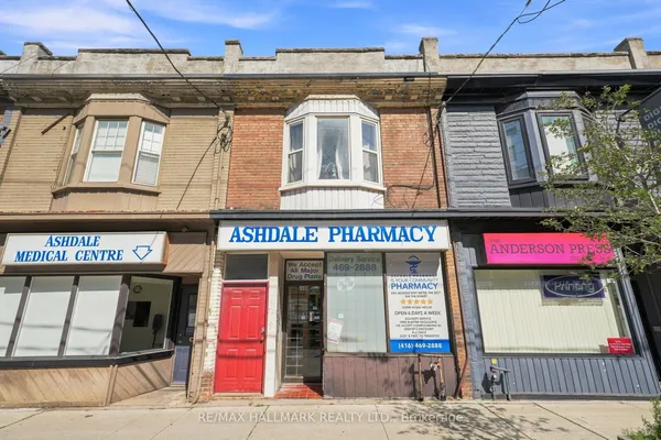 1568 Queen Street E — photo 2