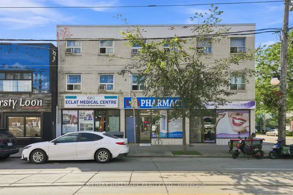 1487 Gerrard Street E — photo 2