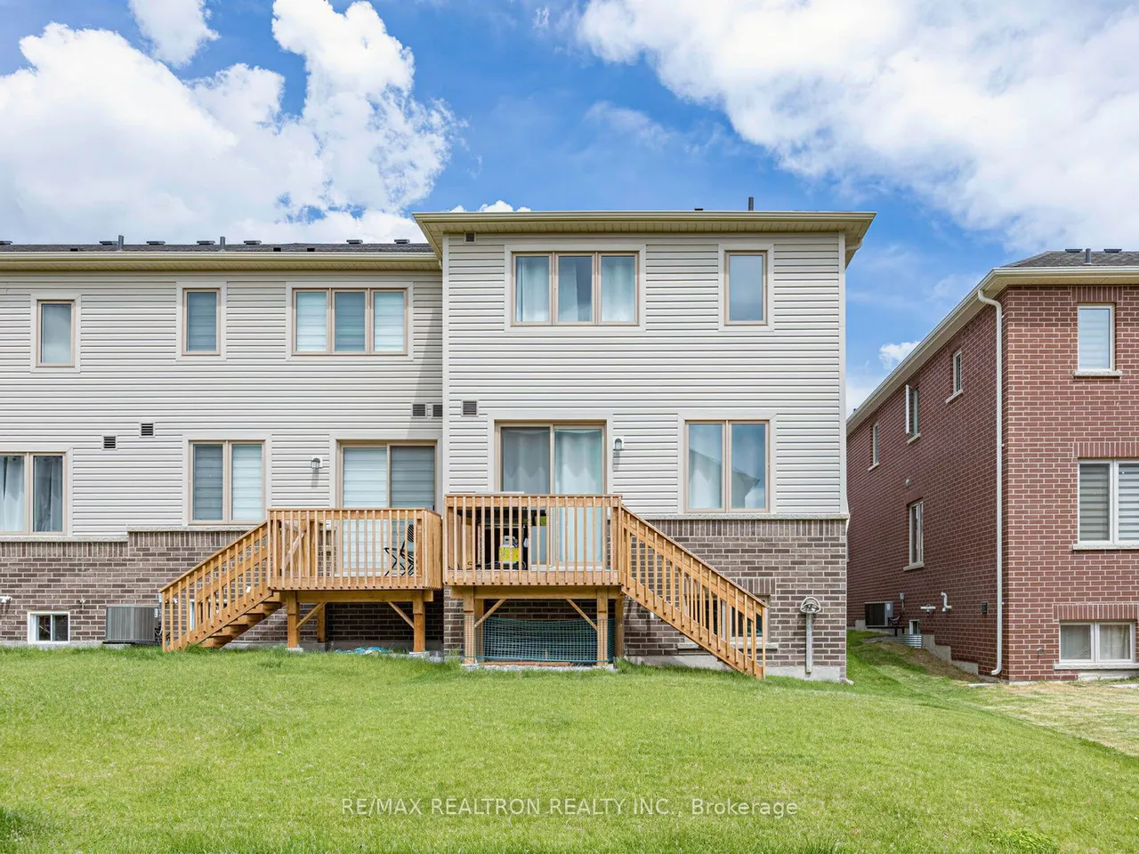 2024 Cameron Lott Crescent — photo 17