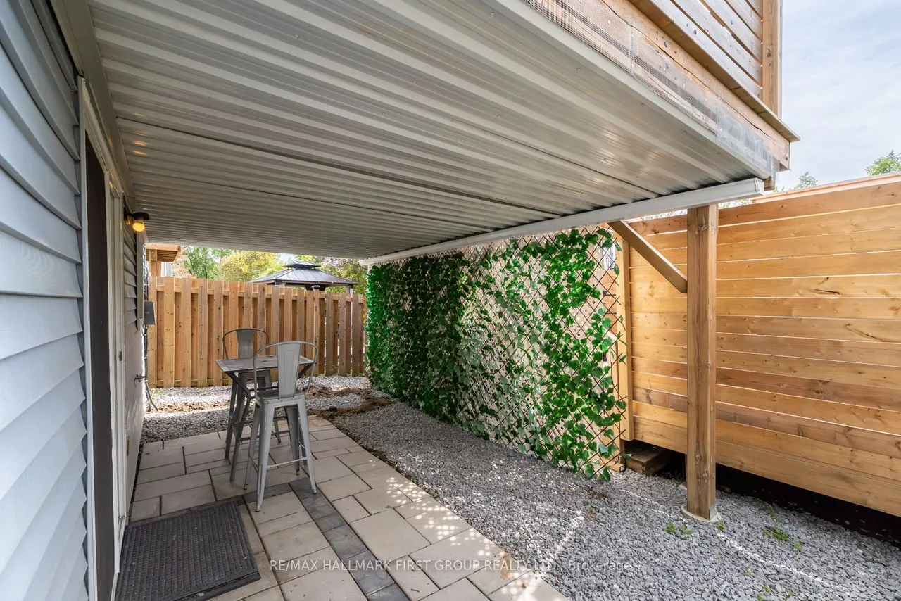 425 Cobblehill Drive — photo 27