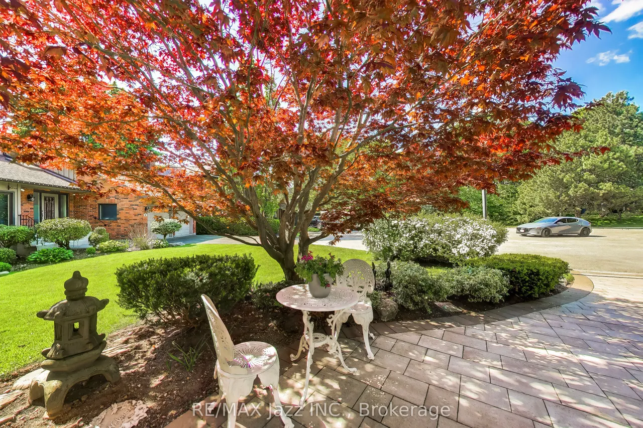 45 Windsor Valley Place — photo 3
