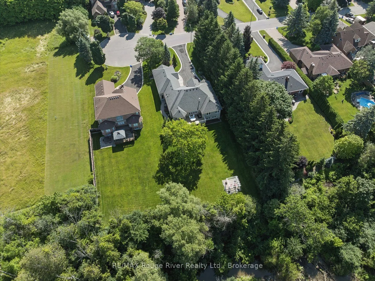 26 Hanover Court — photo 47