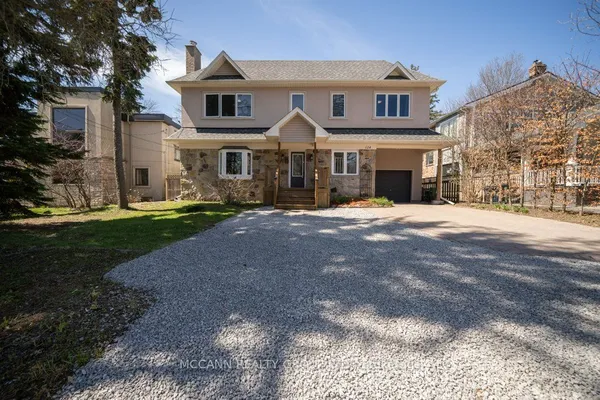 124 Scarboro Crescent — photo 2