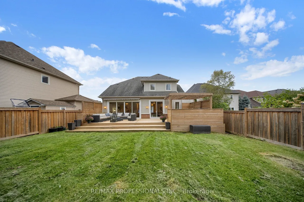 8 Shelter Bay Court — photo 42
