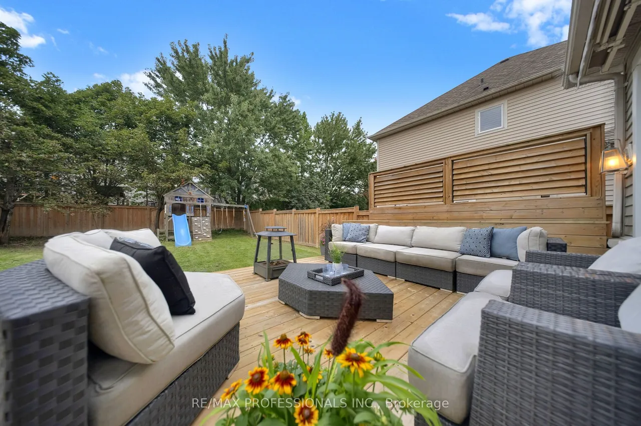 8 Shelter Bay Court — photo 41