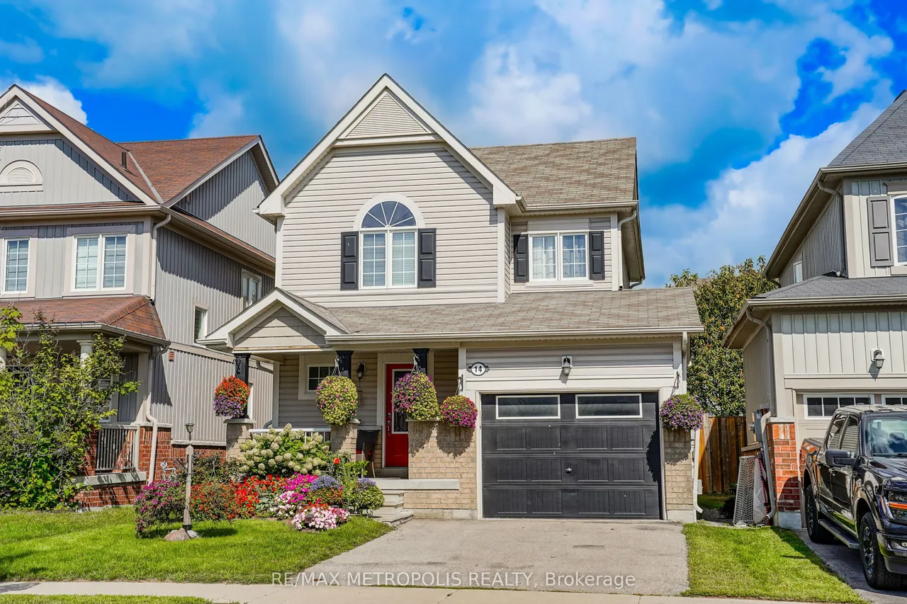 14 Richard Davies Crescent — photo 2