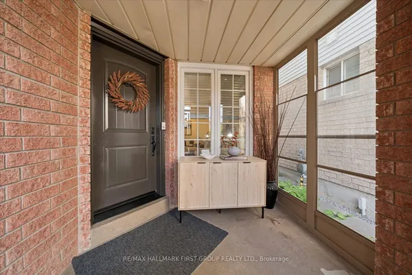 67 Epps Crescent — photo 2