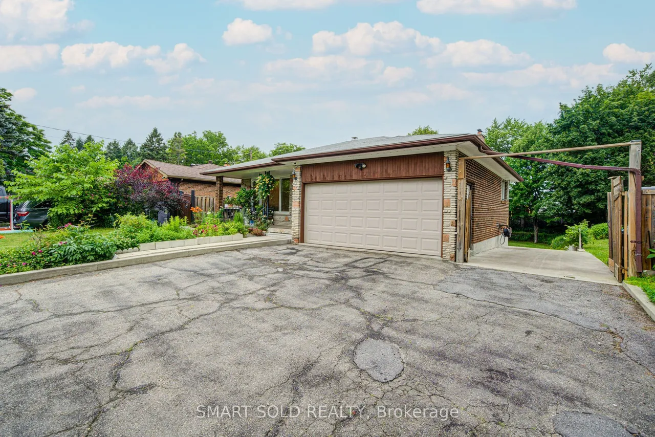 56 Gatesview Avenue — photo 3