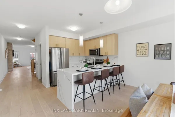 30 Gerry Henry Lane — photo 2
