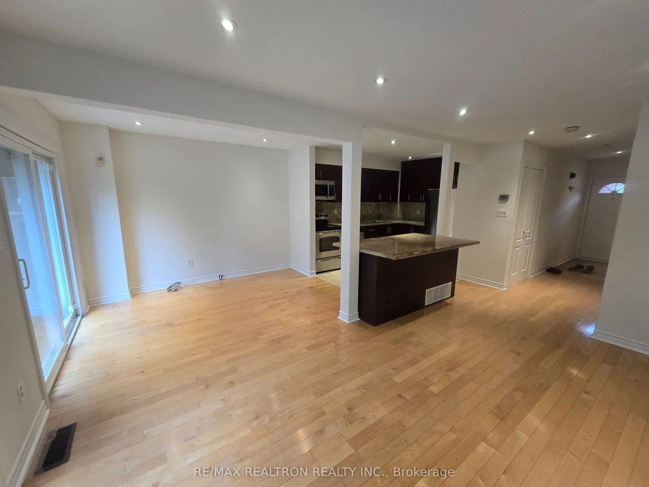 119 Huntingdale Boulevard — photo 3