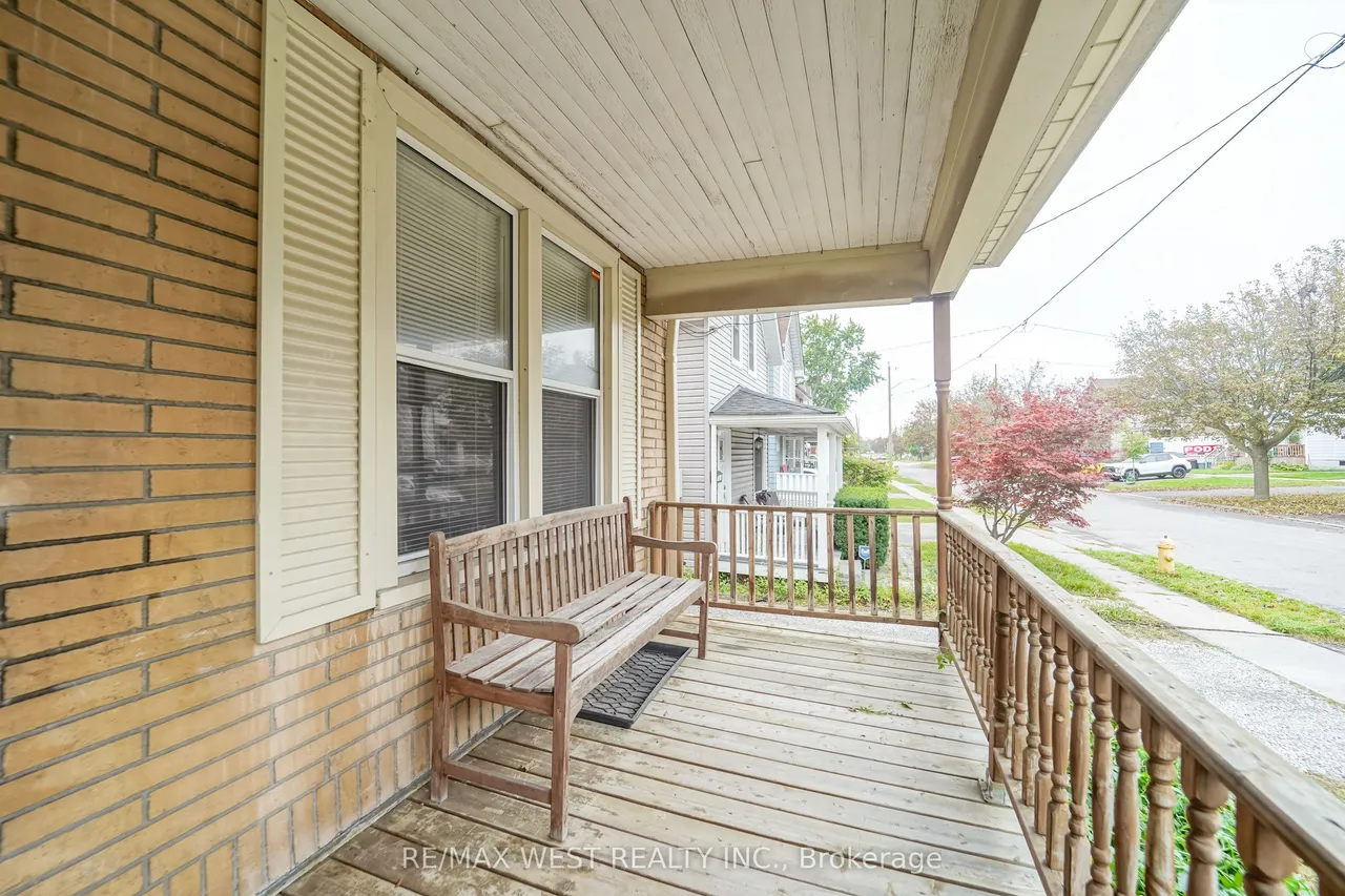 133 Clarke Street — photo 2