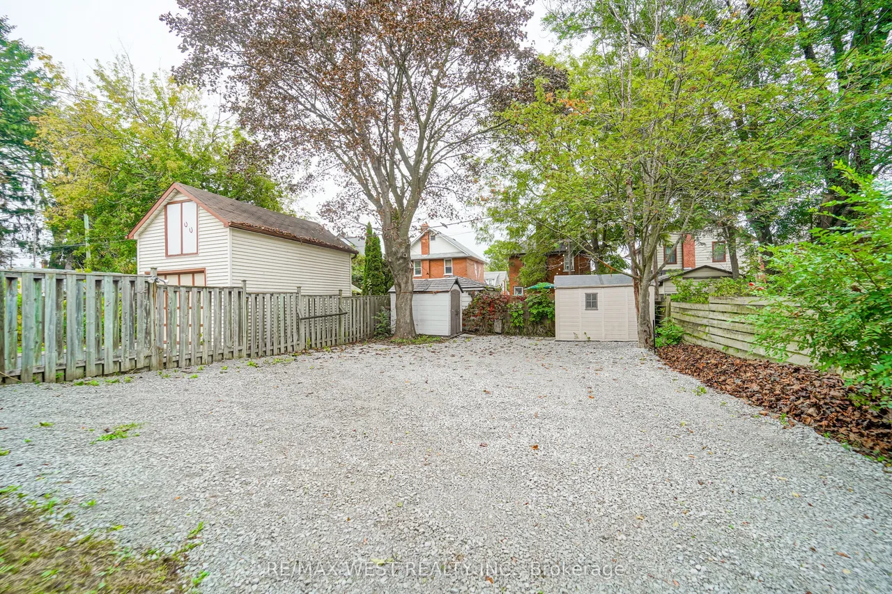 133 Clarke Street — photo 9