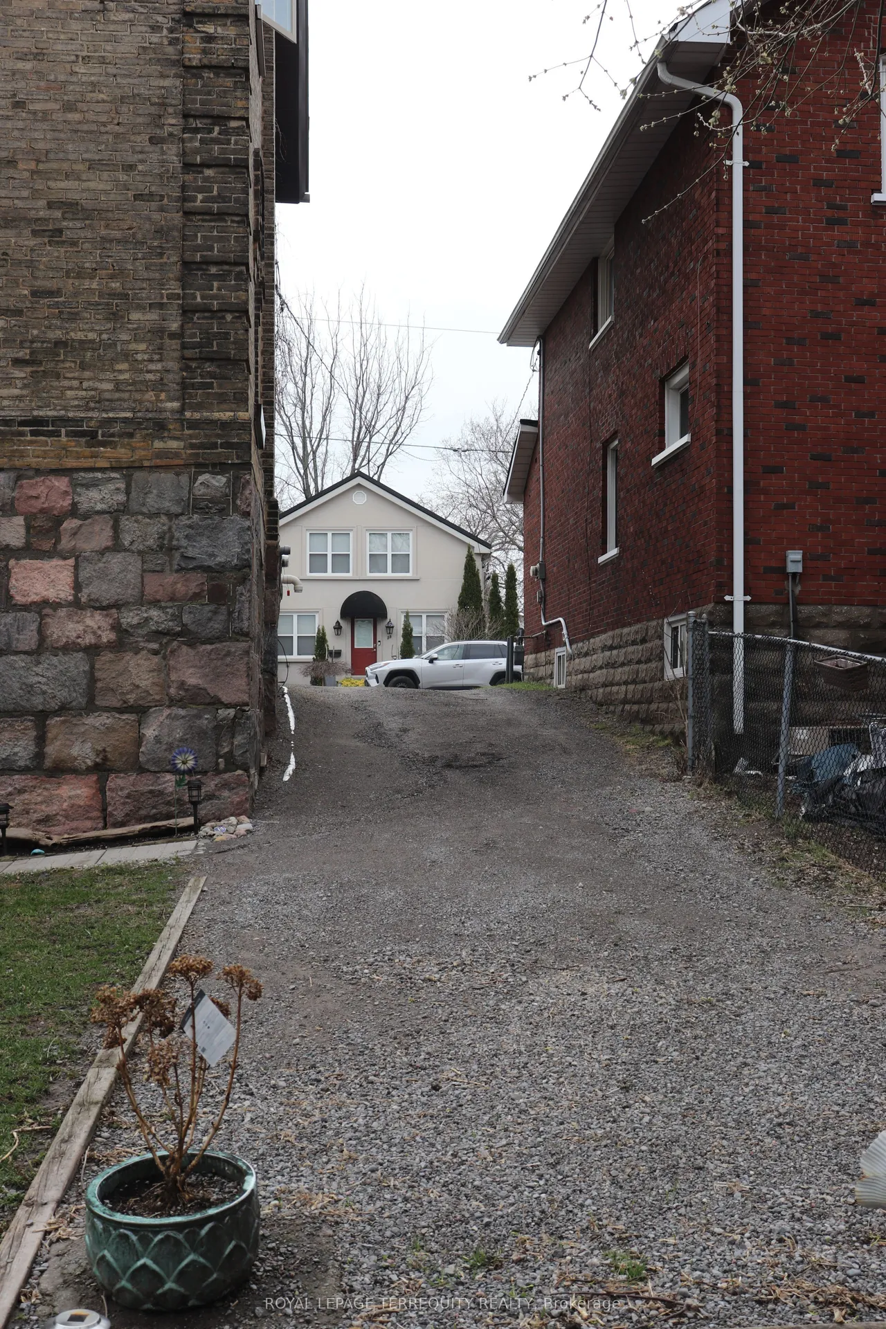 51 Nassau Street — photo 37
