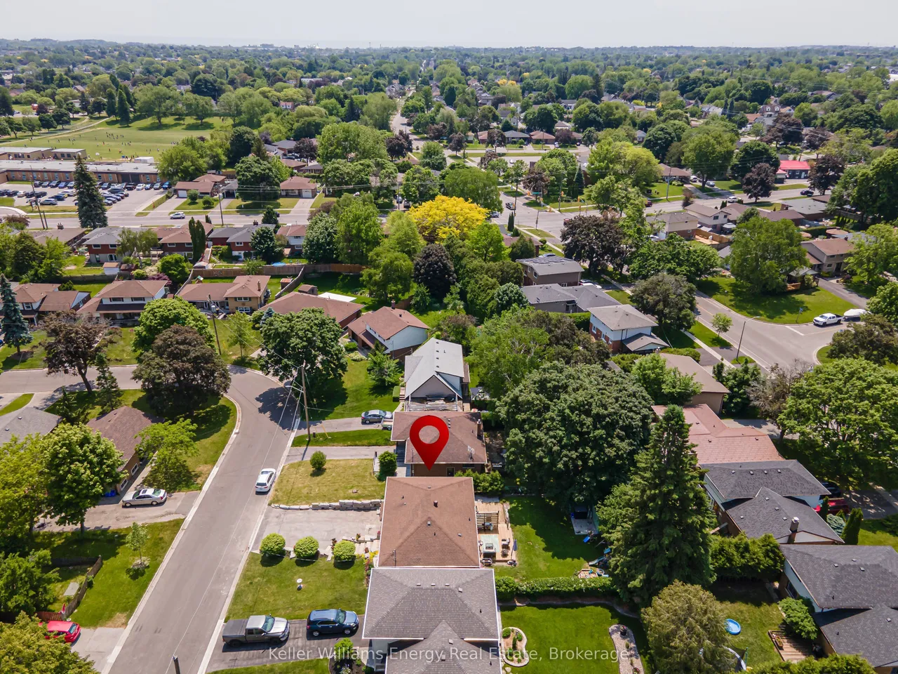 405 Bernhard Crescent — photo 43