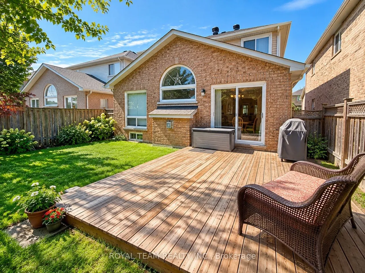 1689 Whitestone Drive — photo 17