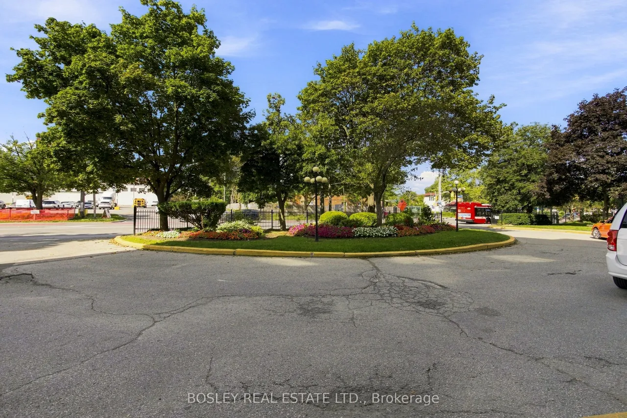 915 Midland Avenue — photo 37