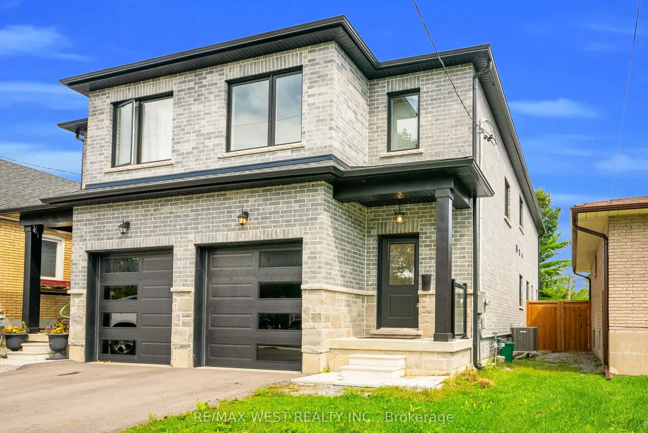 131 Guelph Street — photo 2