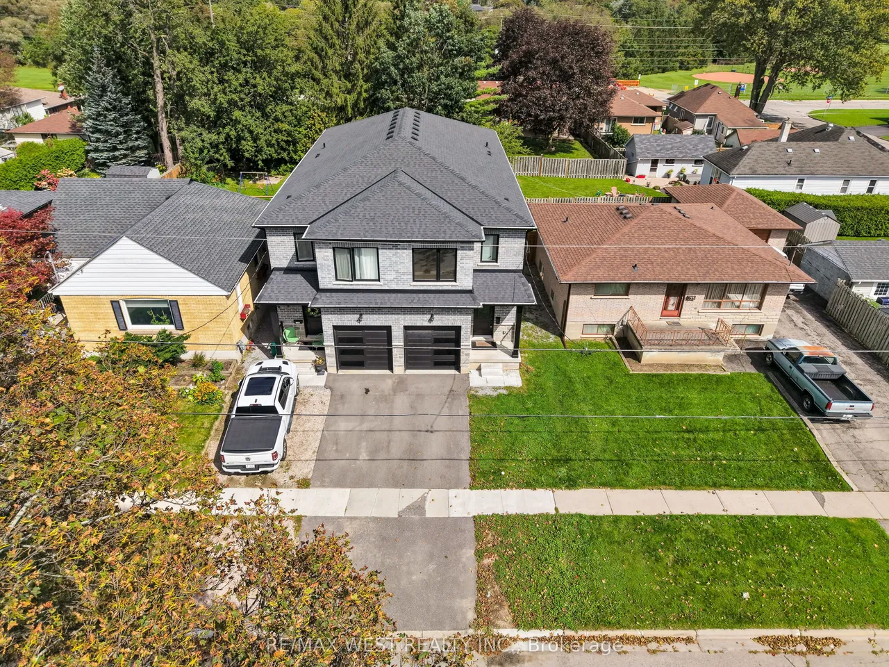 131 Guelph Street — photo 3