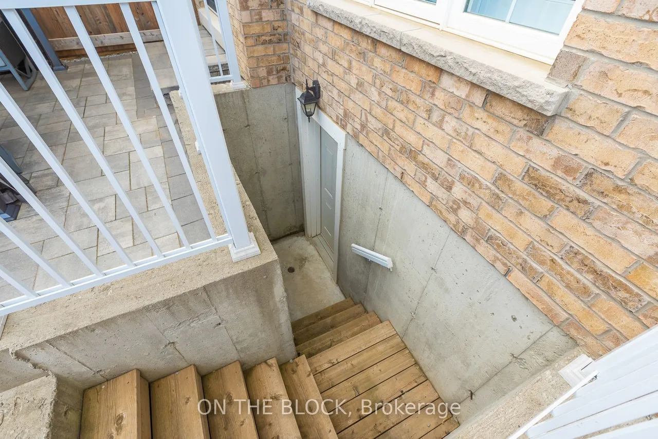 125 Leney Street — photo 21