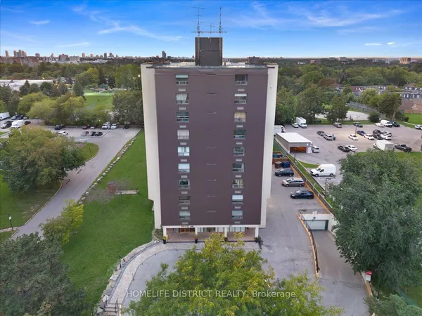 3420 Eglinton Avenue E — photo 2