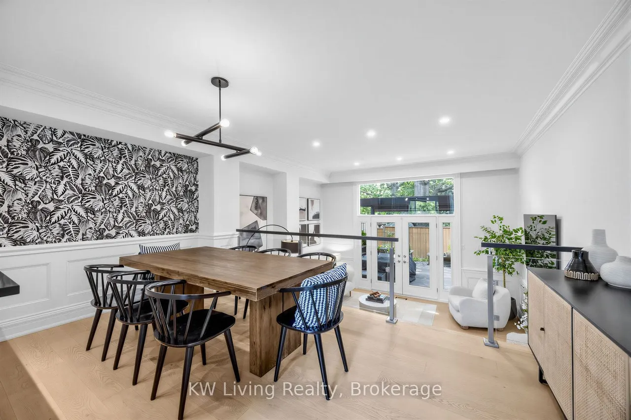 155 Woodbine Avenue — photo 2